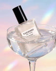 NAILBERRY Nagellack Inner Glow - Perlweiß mit einem halbtransparenten, brillanten Finish
