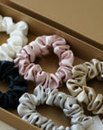 5 Silk Scrunchies - Set