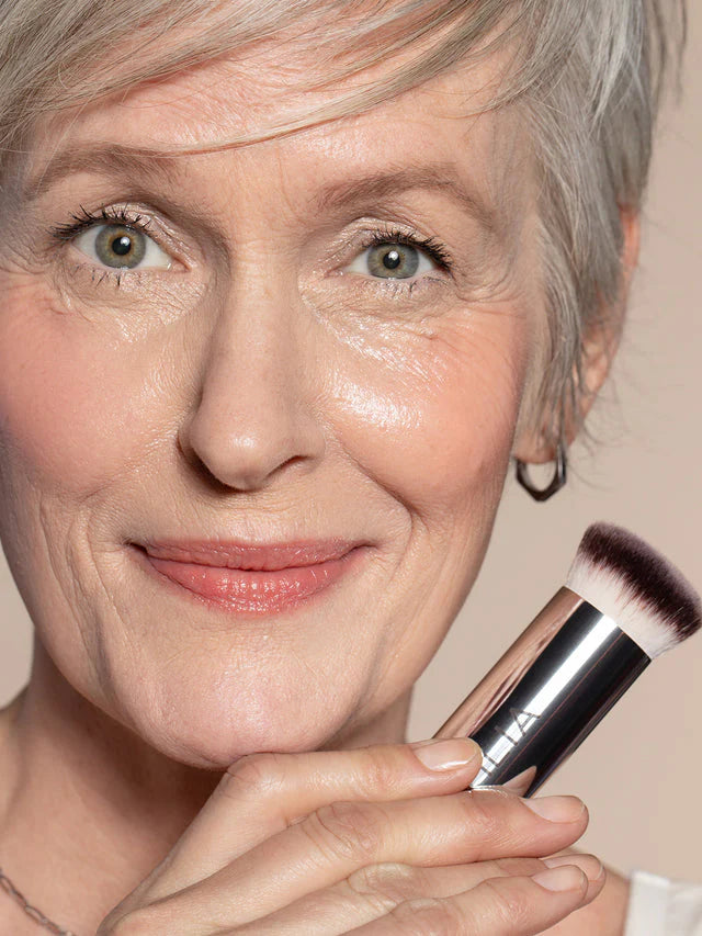 ILIA Beauty Perfecting Buff Brush - Pinsel für cremige &amp; flüssige Make-up Produkte