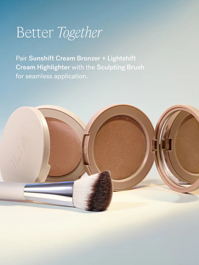 ILIA Beauty Sculpting Brush - Pinsel für Bronzer, Highlighter &amp; Rouge