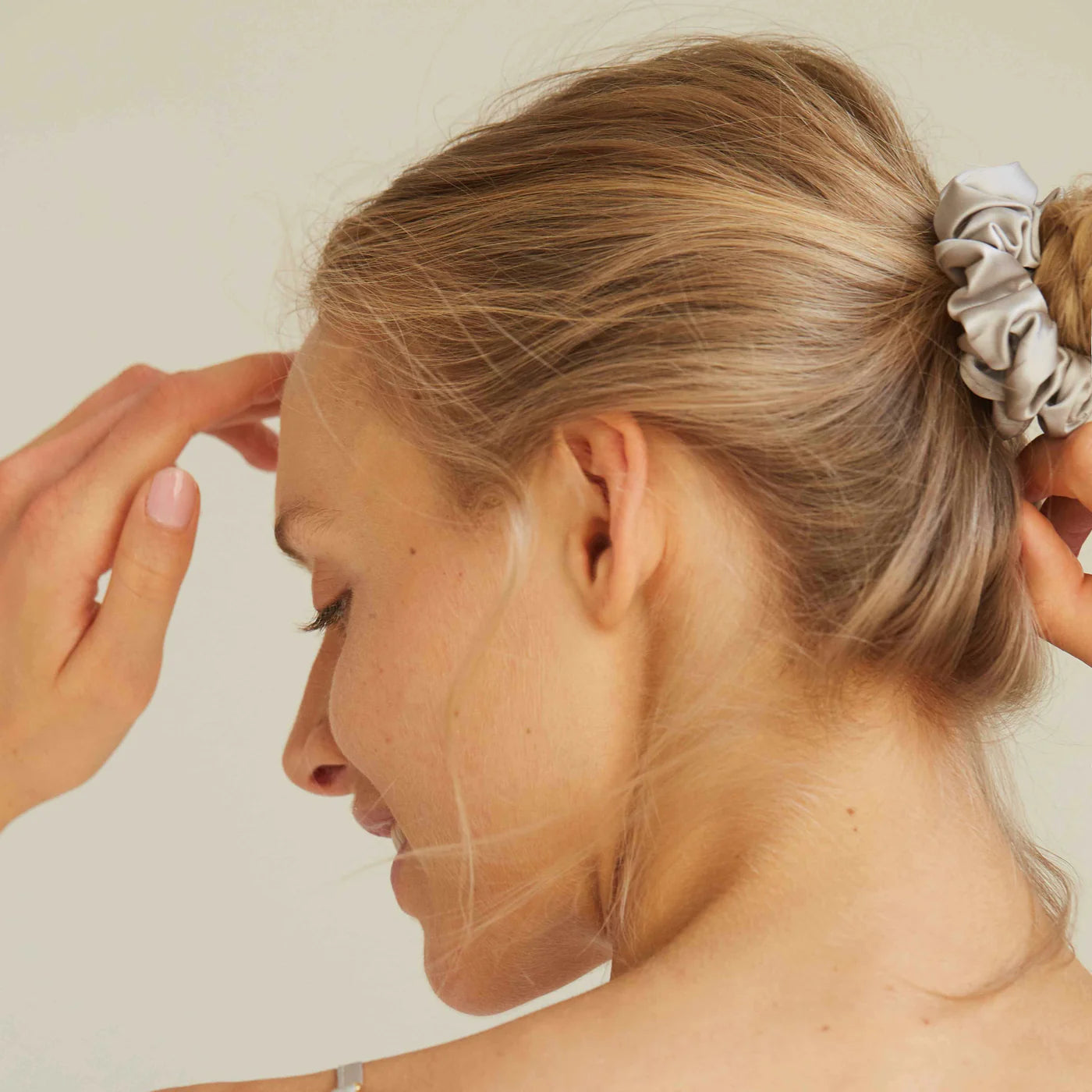 Set of 5 Scrunchies S - Midnight Black - Silver Grey - Blush Pink - Powder White - French Beige