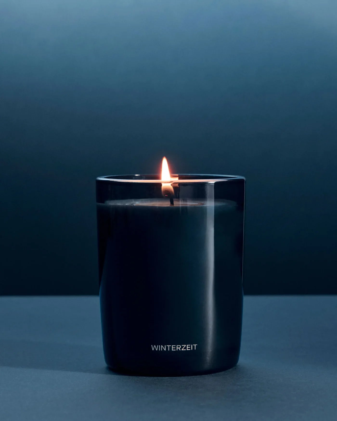 Duftkerze Winterzeit – Würziger Duft für Balance – mit Blutorange, Zimt und Gewürznelke – Limited Edition