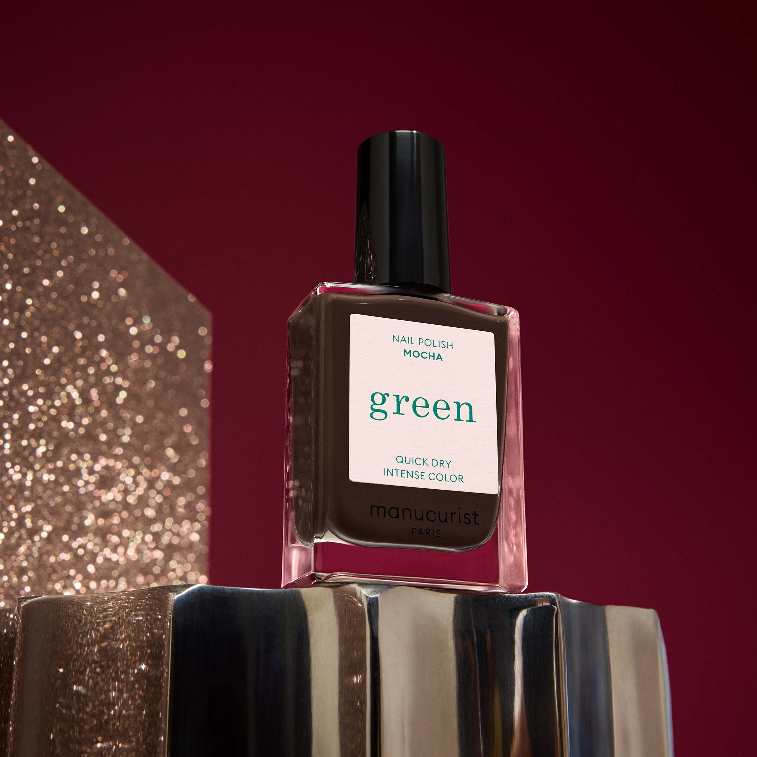 MANUCURIST Green™ Nagellack - Mocha - Tiefes, kühles Braun