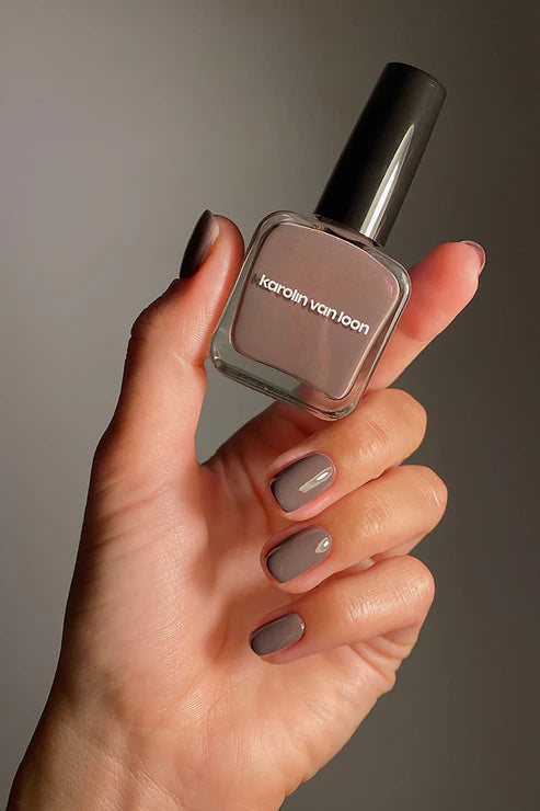 Karolin Van Loon Nagellack TAUPE LUSTRÉ - Taupe mit einem subtilen Schimmer
