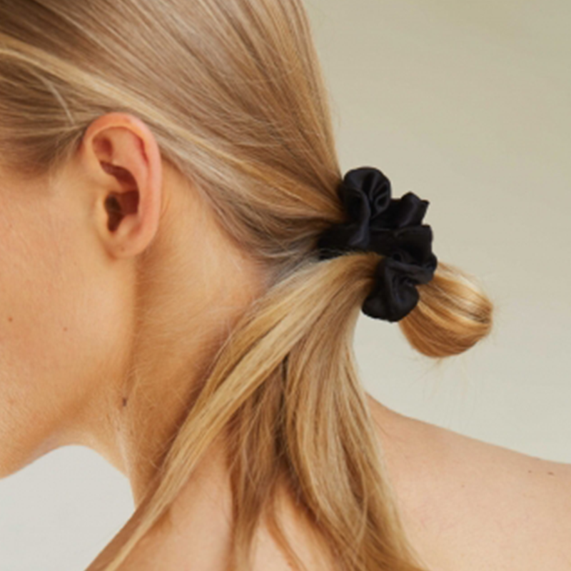 Silk Scrunchie Midnight Black M