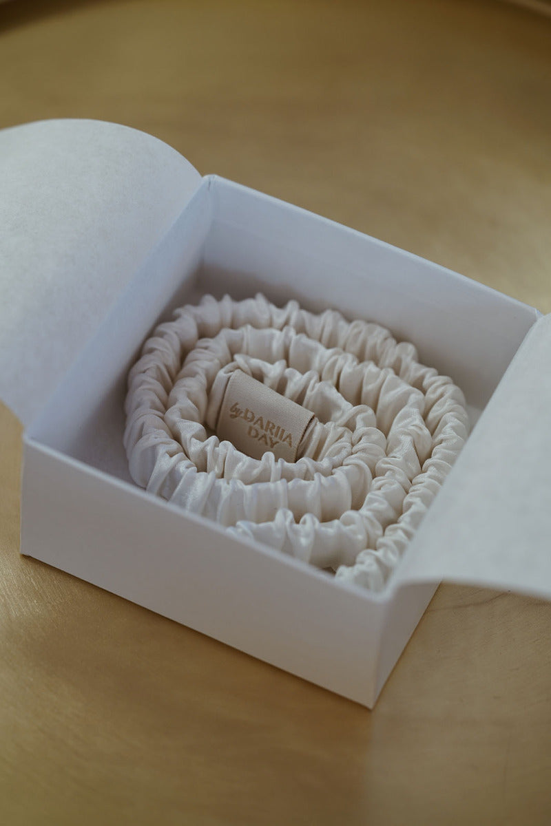 Silk Headband Powder White