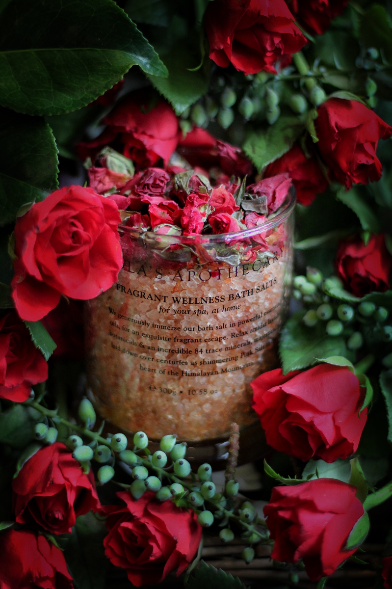 Delicate Romance Balancing Bath Salt